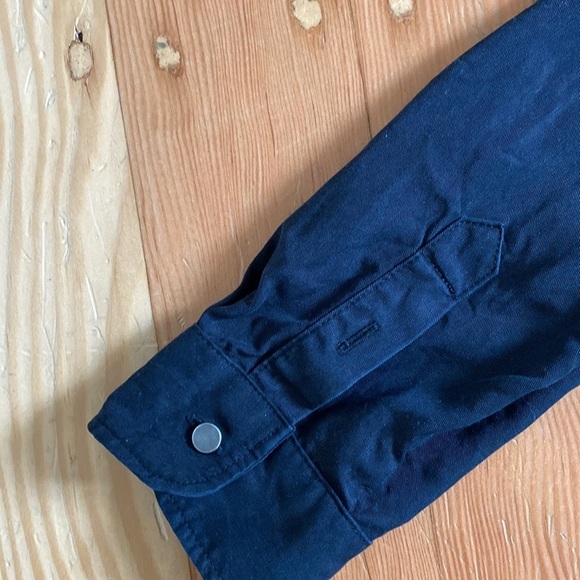 Banana Republic 8 - Picture 4 of 6